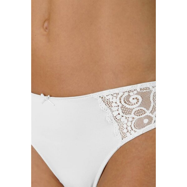 String - Amorous - White - 40