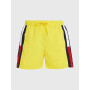 Tommy Hilfiger - costume shorts media lunghezza con bandiera - vivid yellow - S